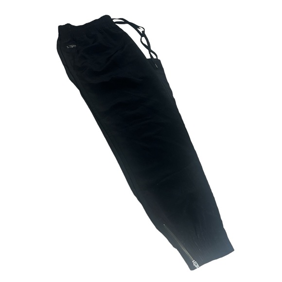 Guess women black pants - Picture 5 of 7